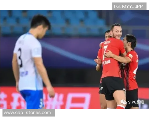 南京足球队与深圳足球队赛后复盘分析双方配合与战术执行的关键要素